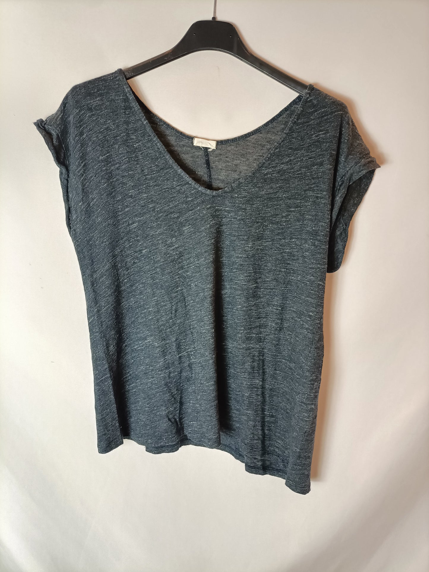 OYSHO. Camiseta gris jaspeada. T M