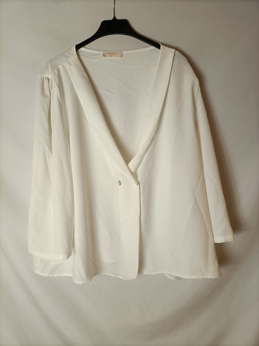 WHITE&amp;ONE. White crossed blouse Tu (xxl)