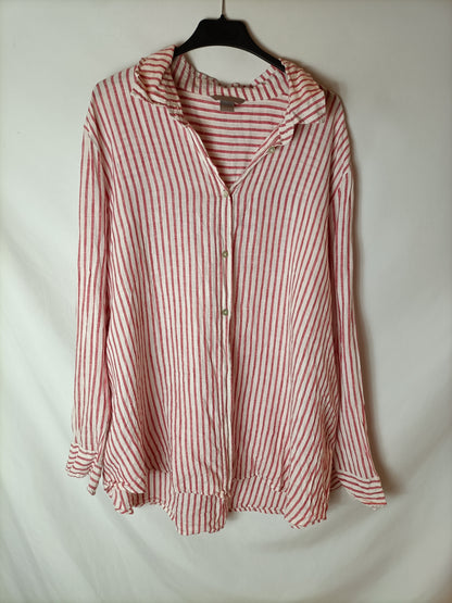 H&amp;M. White and red striped shirt S.52