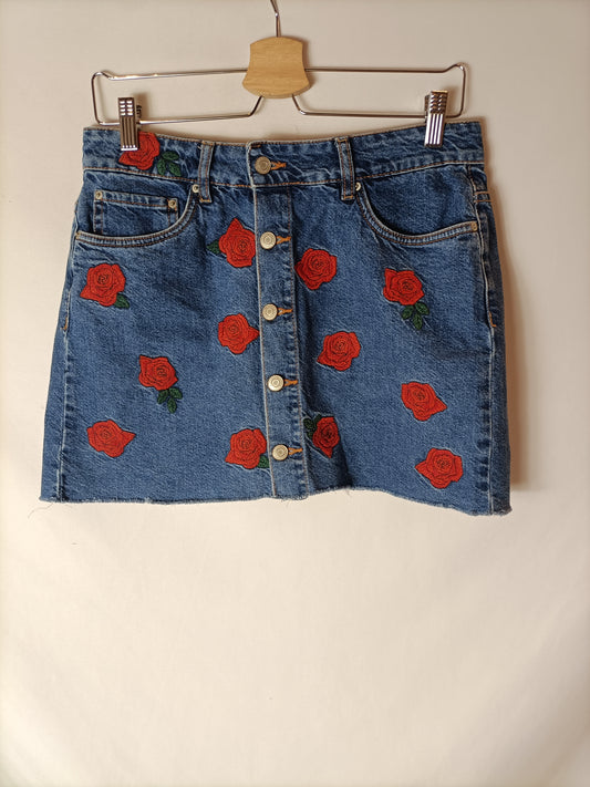 ZARA. Short embroidered skirt Tm