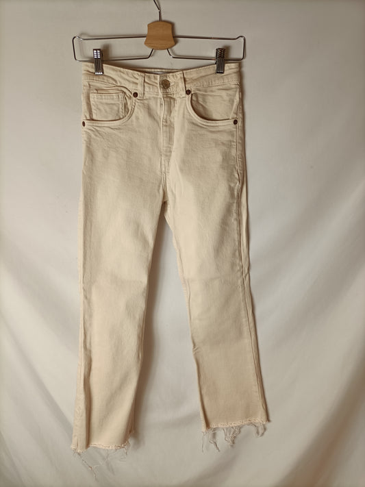 ZARA. Straight beige trousers size 36