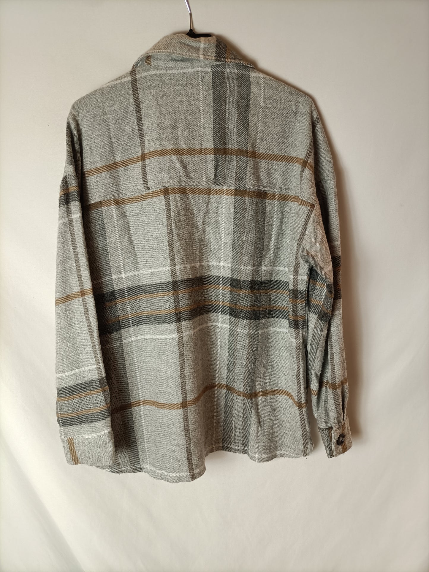 PULL&BEAR. sobrecamisa franela cuadros  T.xs