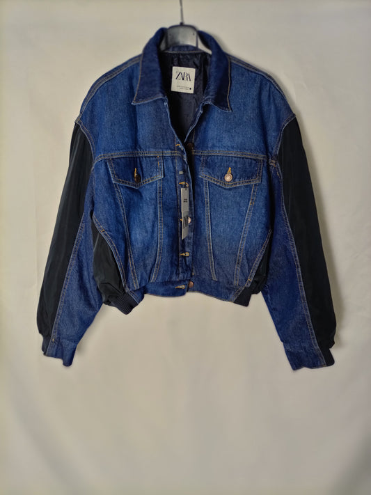 ZARA. Textured sleeve denim jacket. XS
