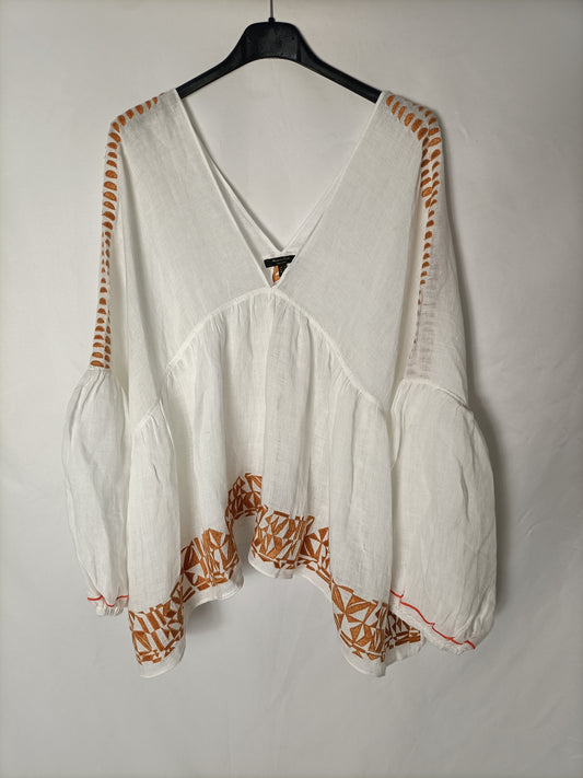 MASSIMO DUTTI. Blusa lino semitransparente bordados. T S