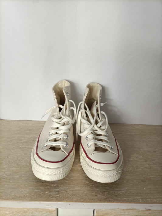 CONVERSES. Zapatillas beige botita T.40