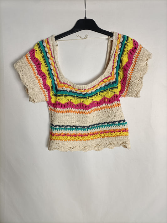 ZARA. Crochet top in Ts colors
