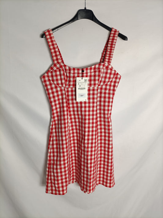 ZARA. Short red gingham dress. TS