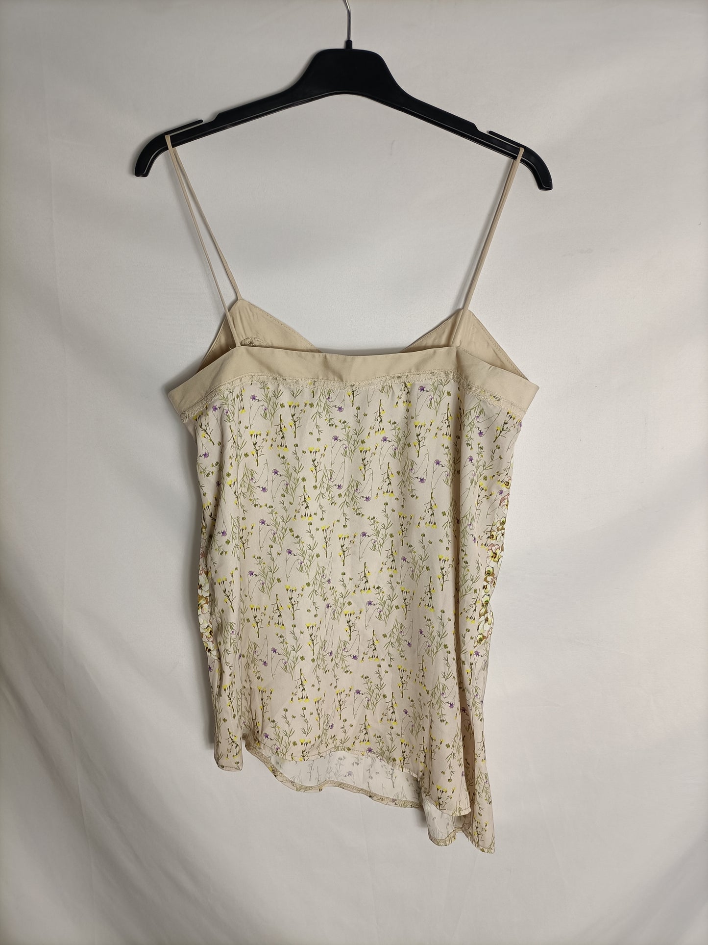ZARA. Top lencero beige estampado asimétrico. T S