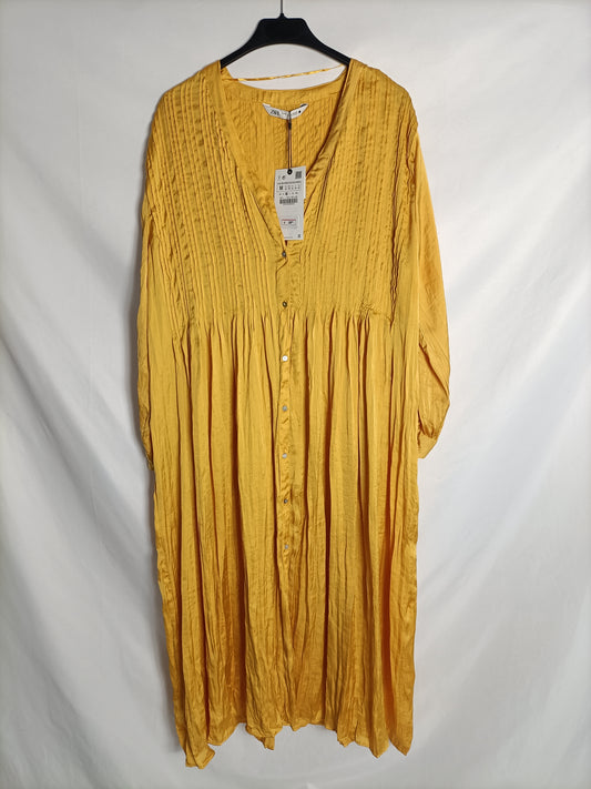 ZARA. Flowing mustard dress Tm