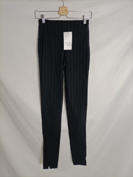 ZARA. Black striped trousers T.xs