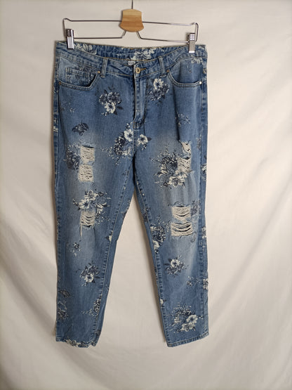 FANTASY. Floral print jeans, size XL