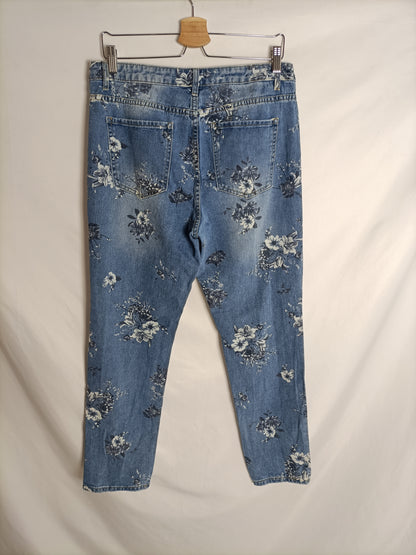 FANTASY. Floral print jeans, size XL