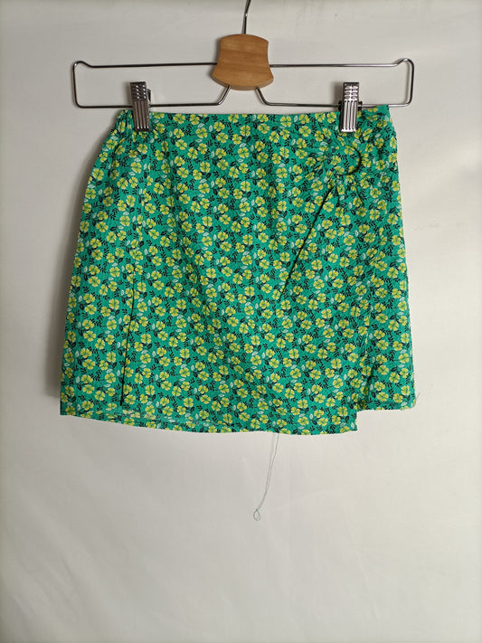 ZARA. Green floral skirt, size 9 years