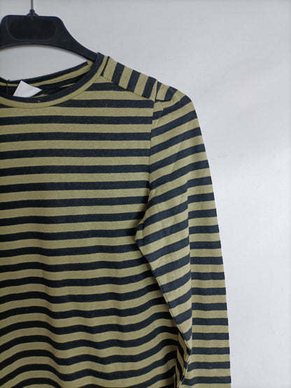 ZARA. Beige and black striped T-shirt, size 10 years