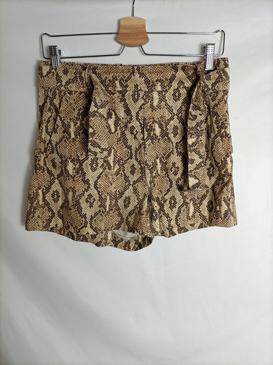 ZARA. Animal print shorts TM
