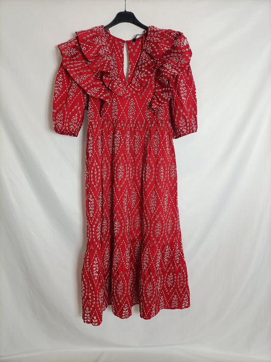 ZARA. Red die-cut Ts dress