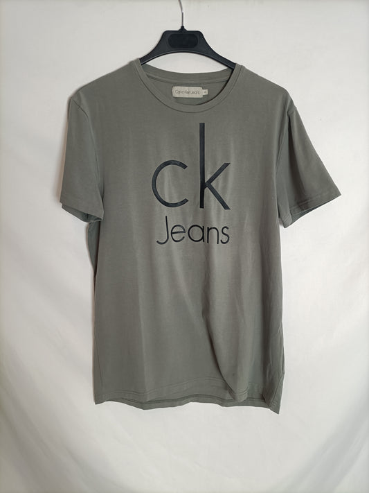 CALVIN KLEIN. Tm green t-shirt