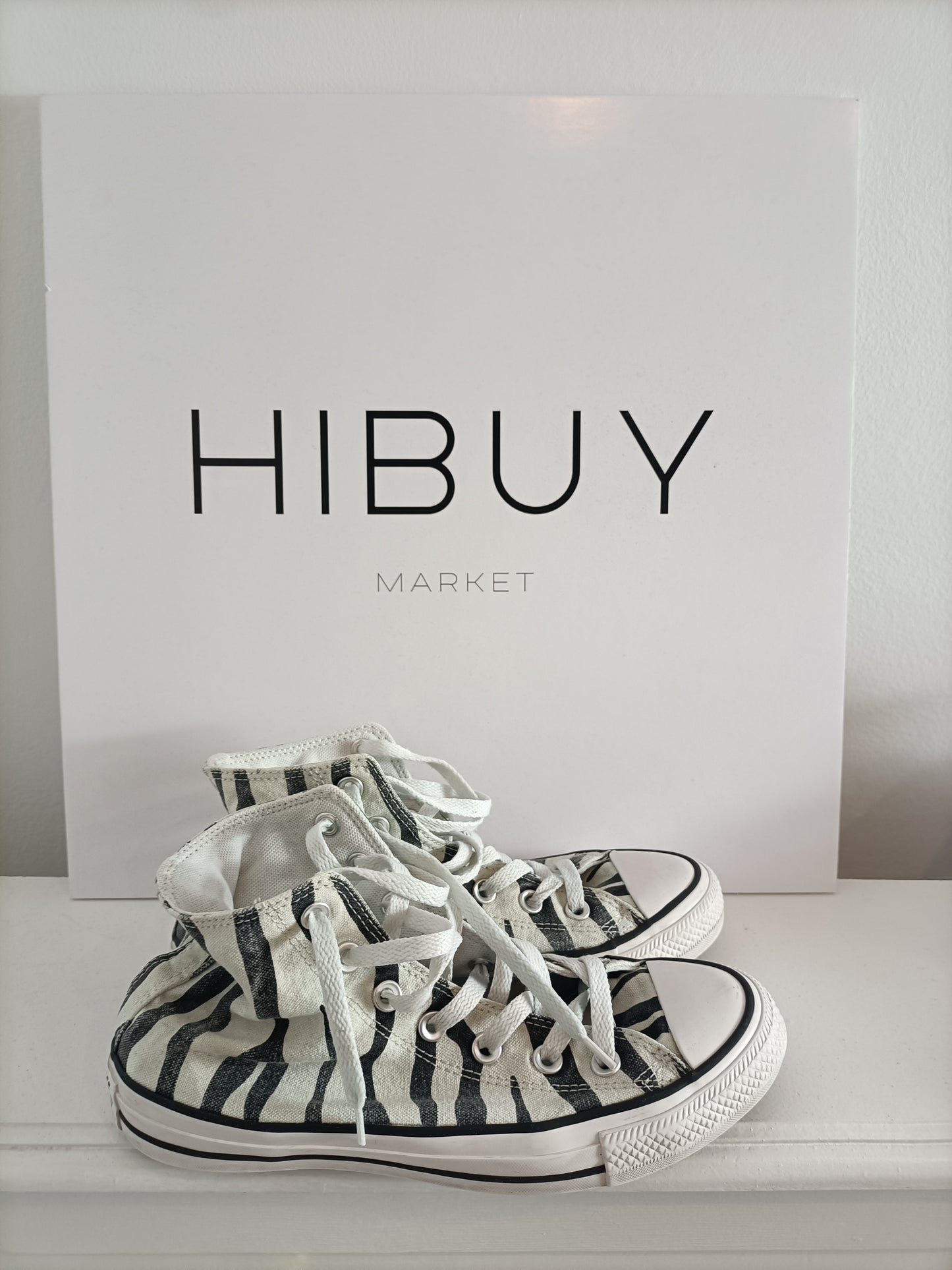 CONVERSES. Zapatillas de cebra T.38