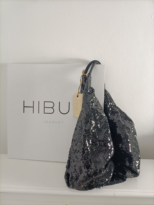 STRADIVARIUS. Bolso negro lentejuelas