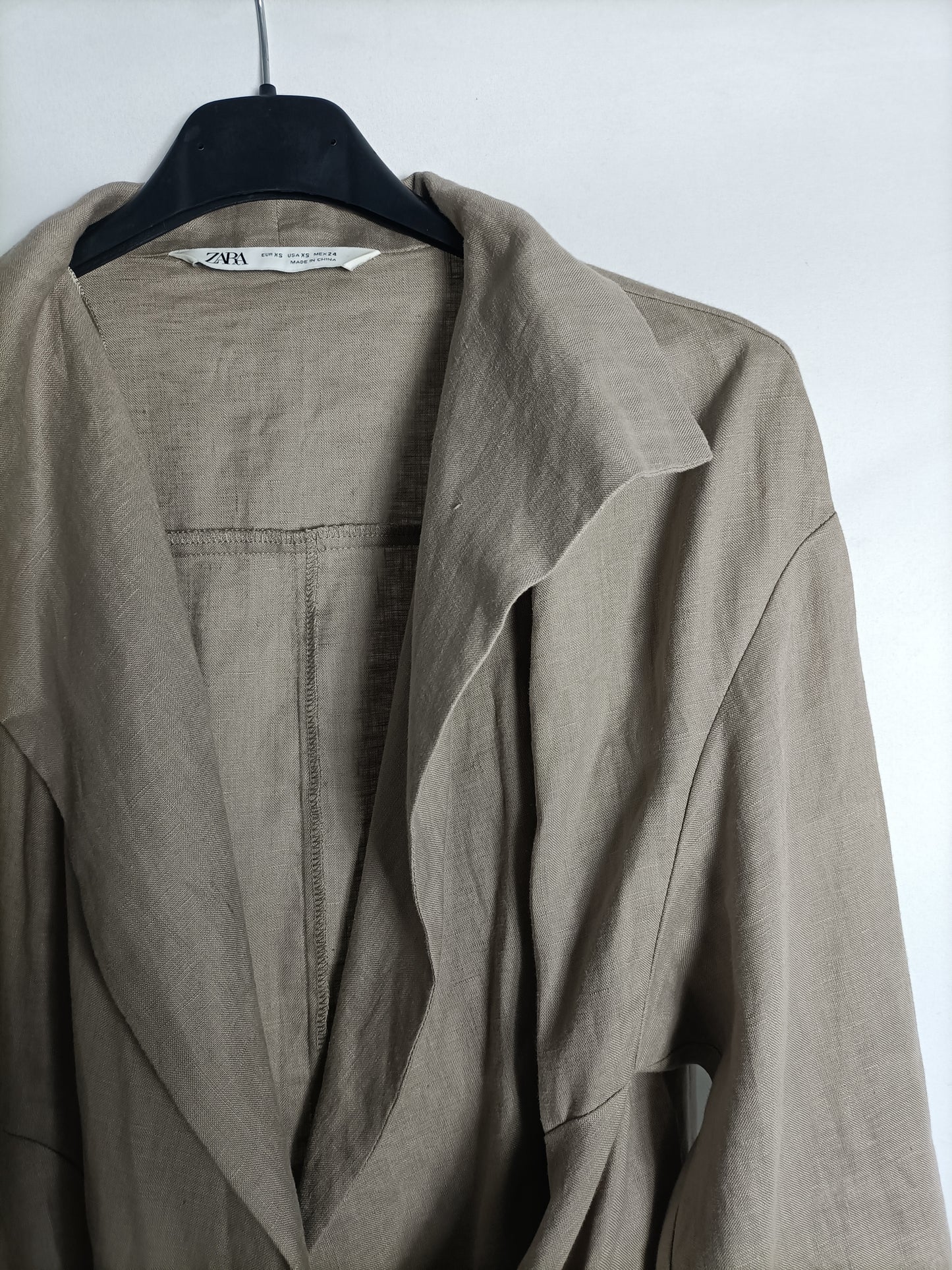 ZARA. Chaqueta lino beige T.xs