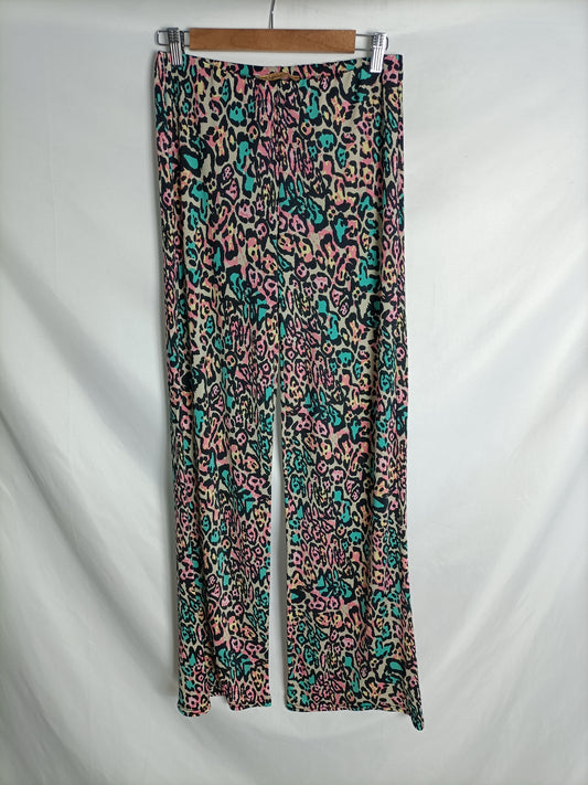 ELEGANCE MISS. Pantalón campana print T.s