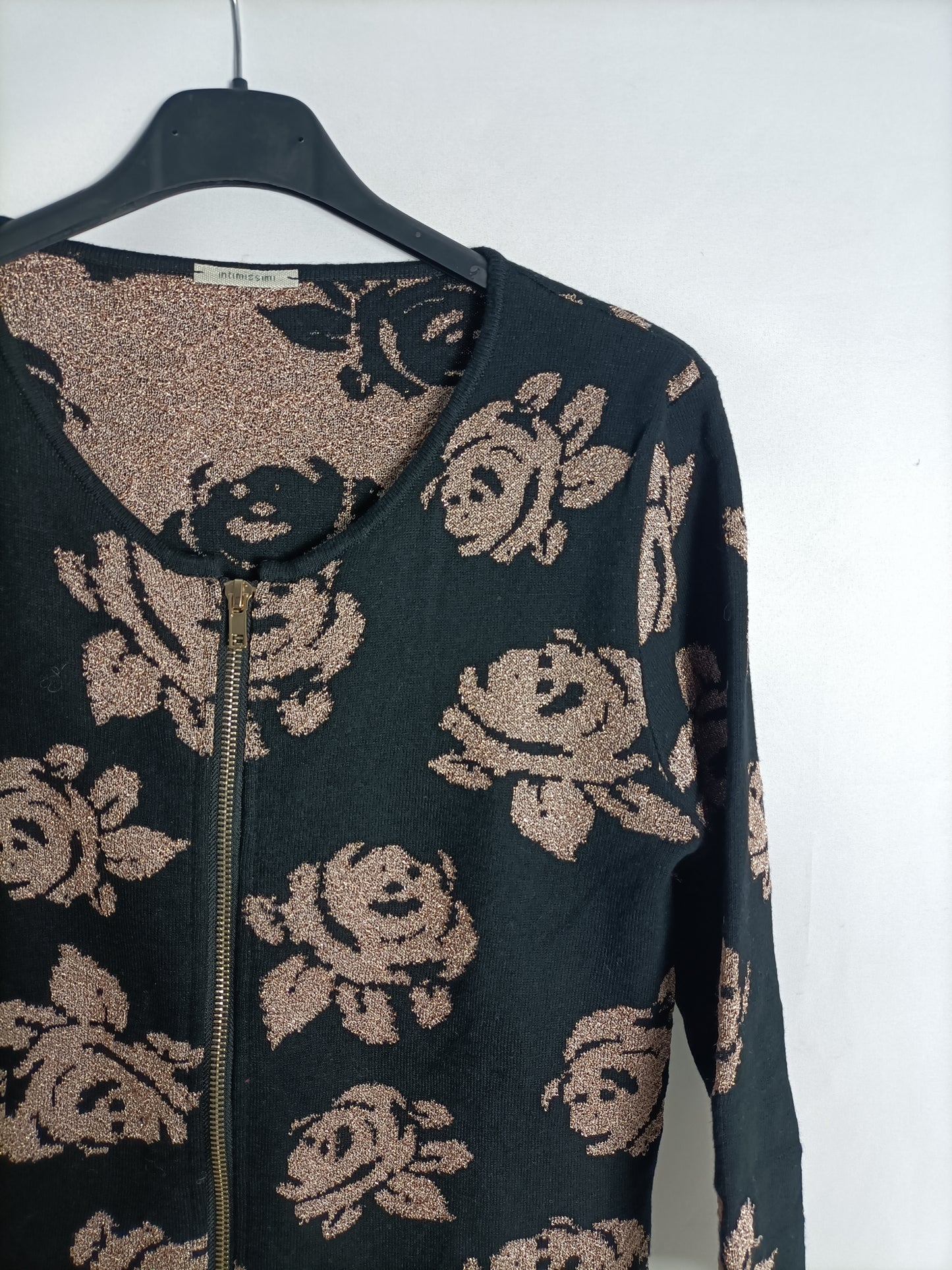 INTIMISSIMI. Black floral Ts jacket