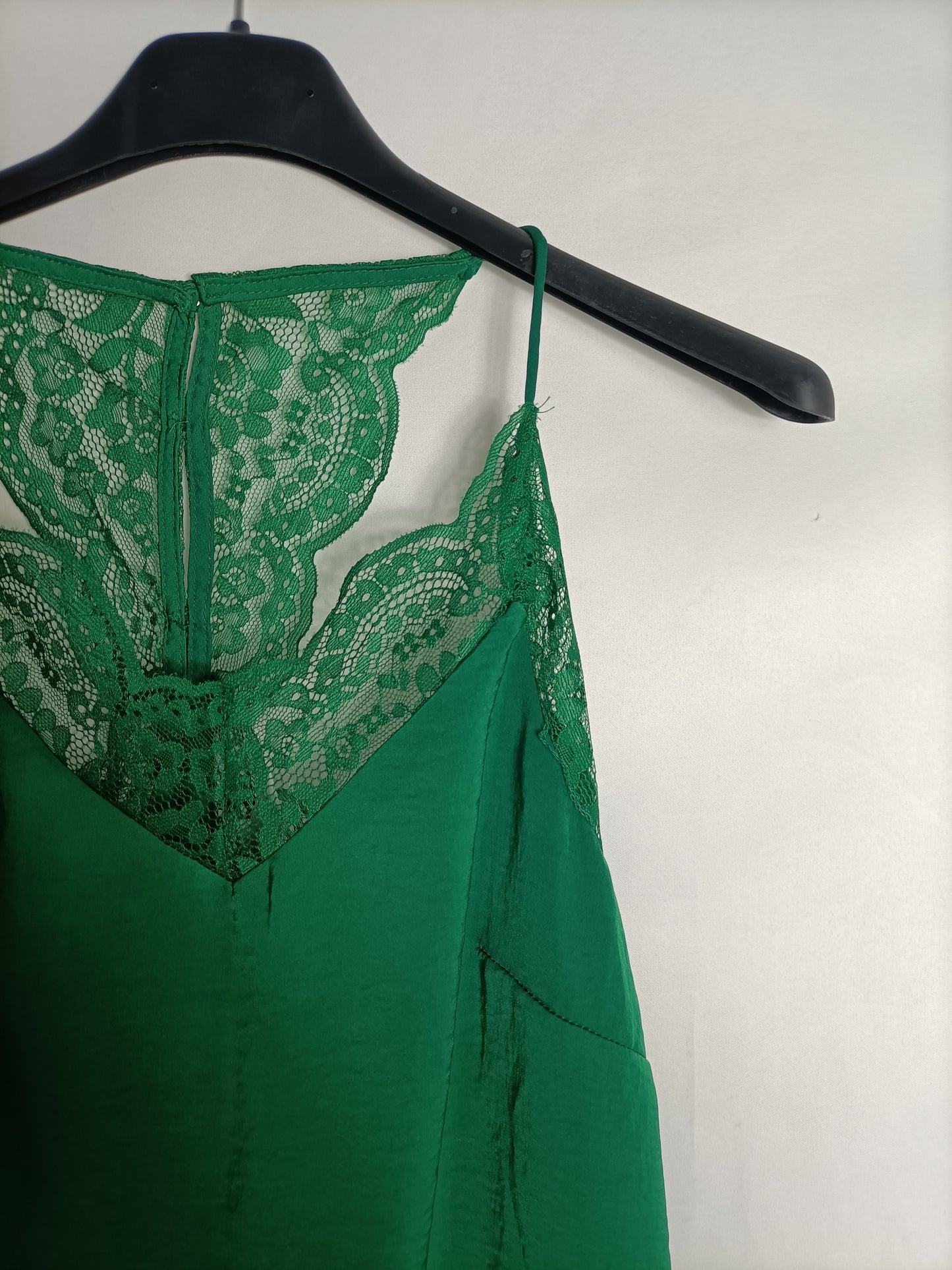 H&M. Top lencero verde T.xs