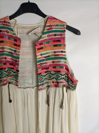 ZARA. Chaleco beige bordado T.m