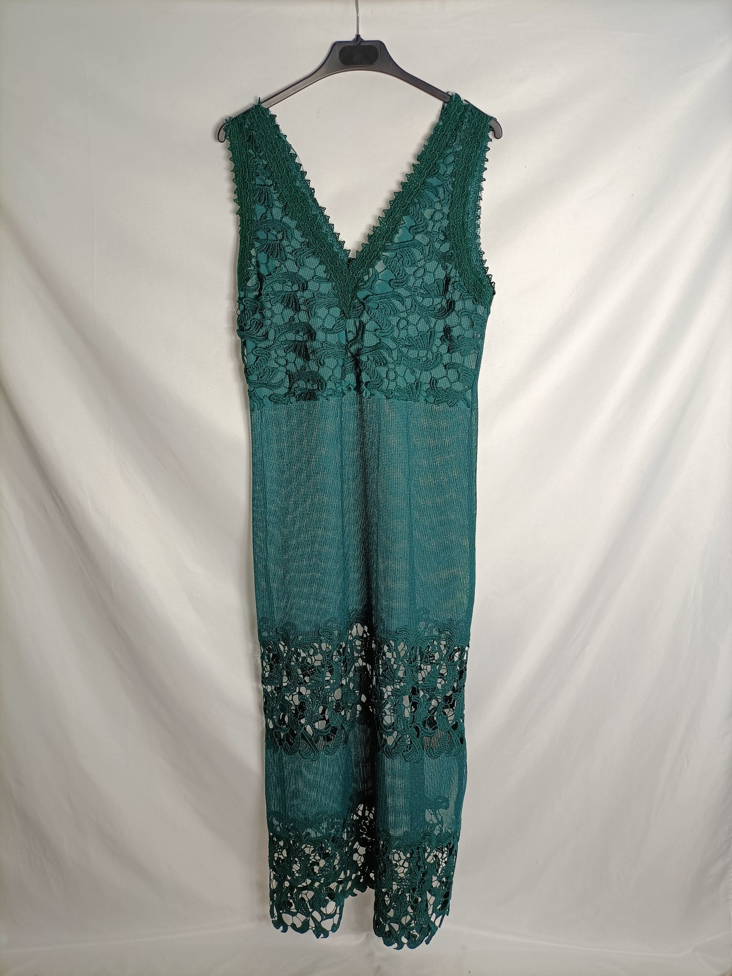 ZARA. Long green lace dress Ts