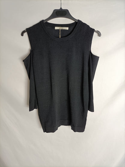UTERQÜE. Top negro hombros T.s