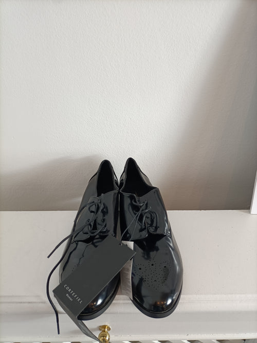 CORTEFIEL. Zapatos negros Oxford T.41