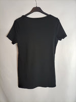 H&M. Camiseta negra básica T.m