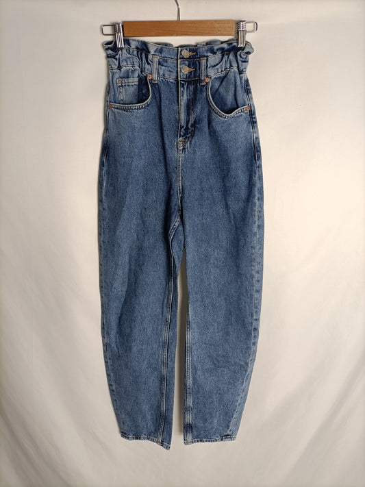 MANGO. Pantalón denim slowchy  T.34