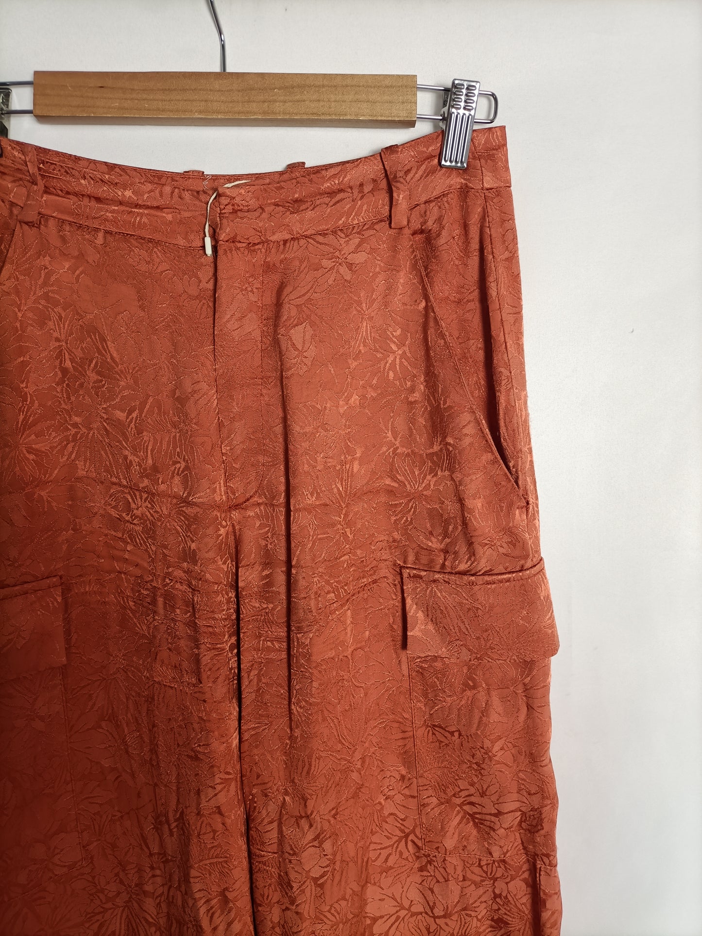 NÍCOLI. Pantalón teja bolsillos T.34