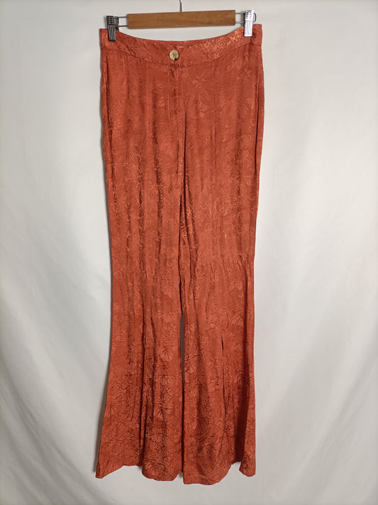 NÍCOLI. Pantalón teja aperturas T.34