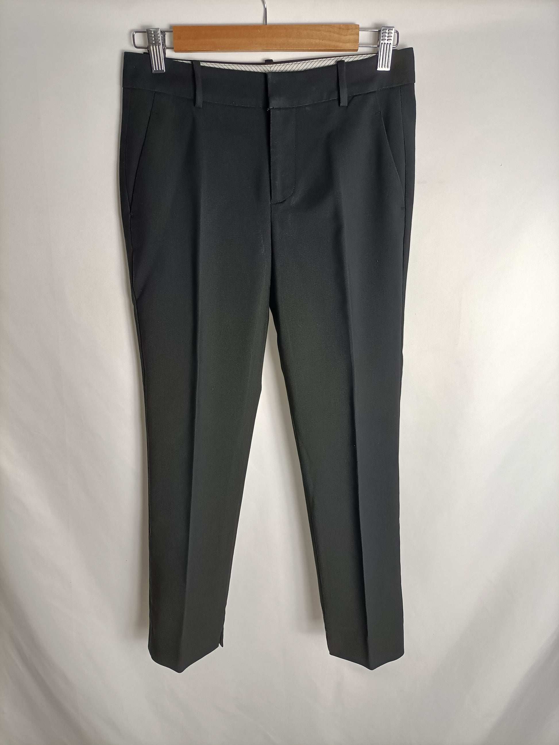 ZARA. Black dress pants size 34 – Hibuy market ZARA. Black dress pants size 34 – Hibuy market