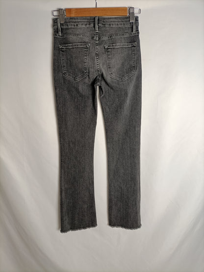 FRAME. Pantalón denim gris T.24(34)