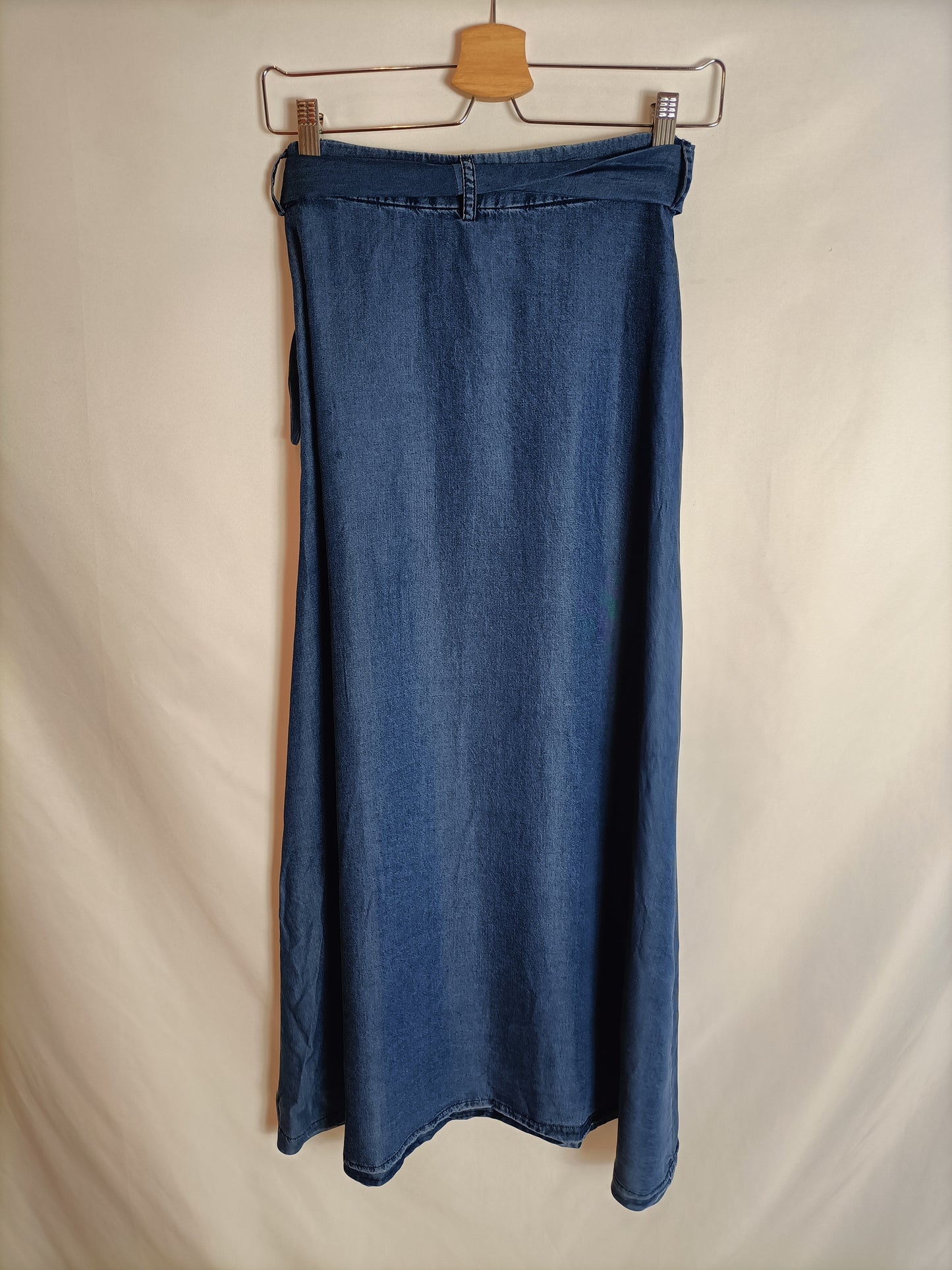 NAULOVER. Denim midi skirt T.38