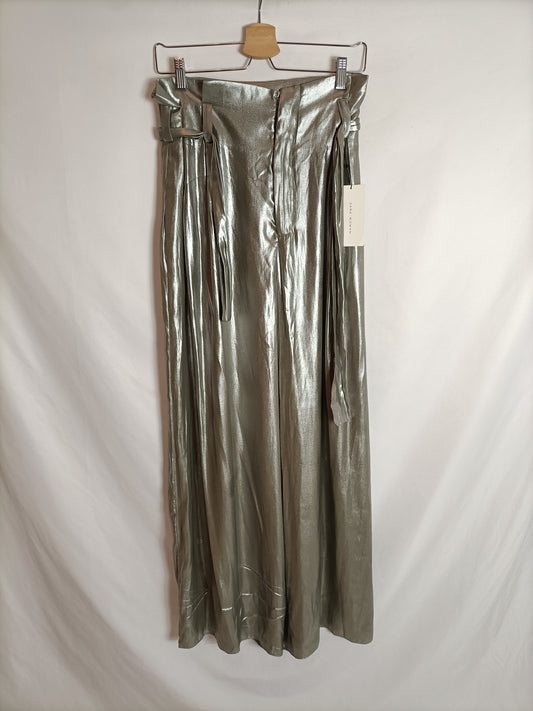 ZARA. Pantalón palazzo plateado T.s