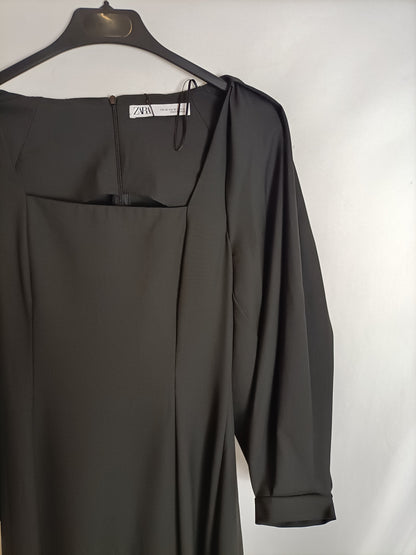 ZARA. Vestido largo negro T.xs