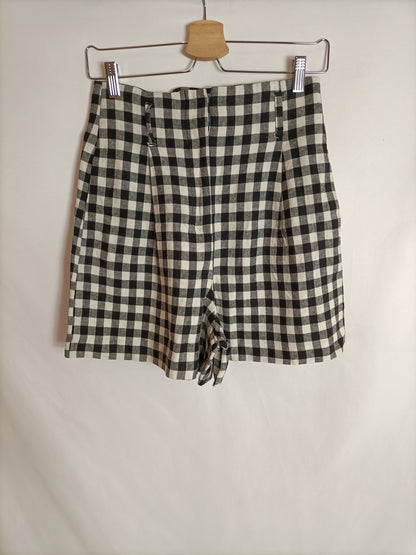 ZARA. Ts gingham shorts