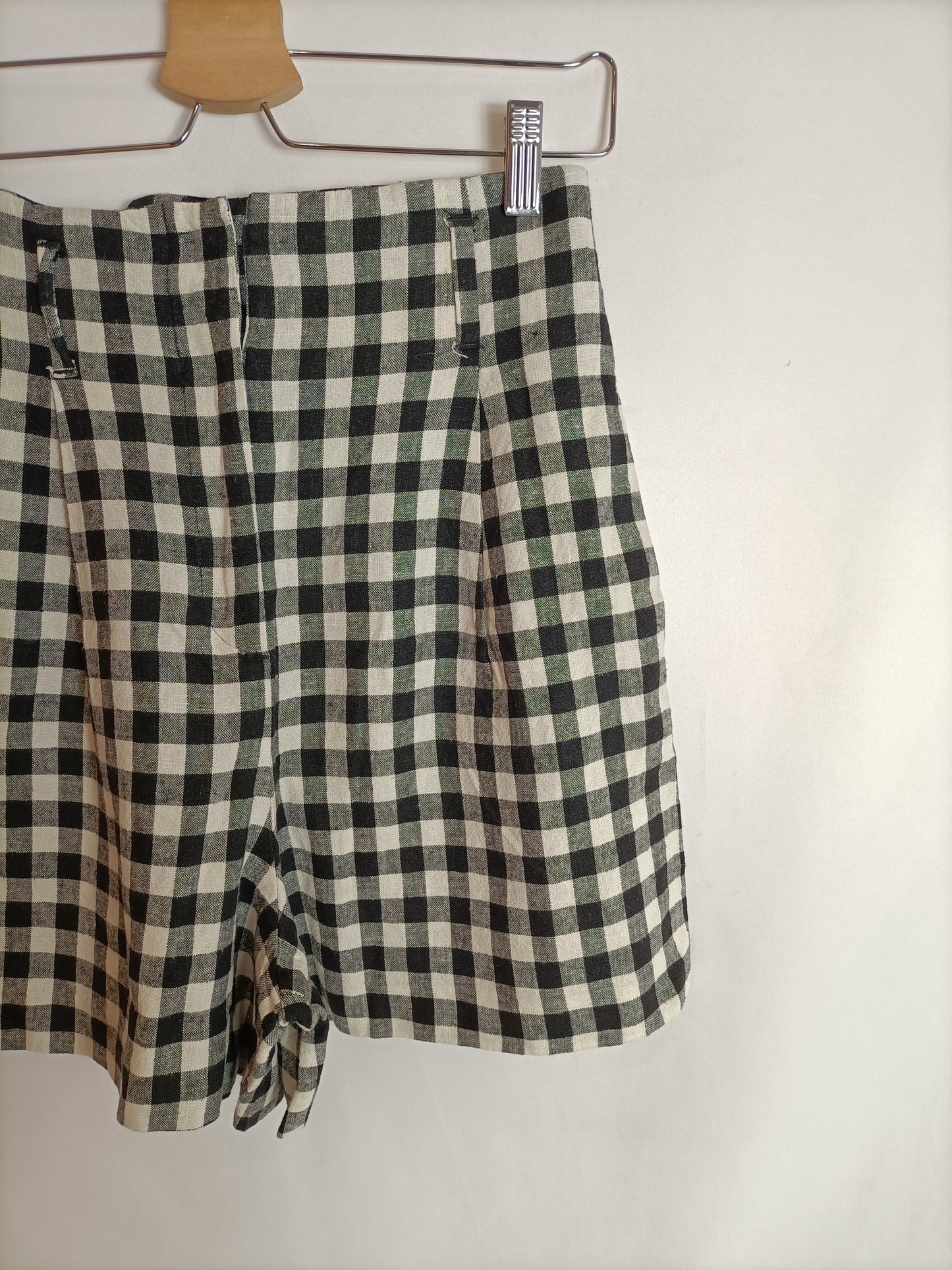ZARA. Ts gingham shorts