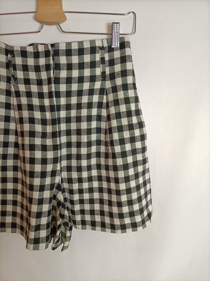 ZARA. Ts gingham shorts