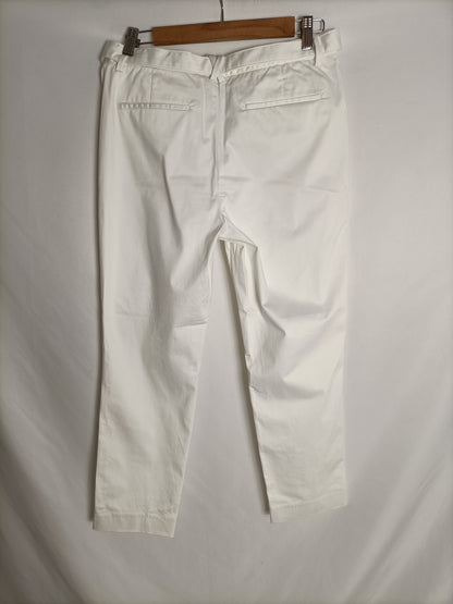 MASSIMO DUTTI. Pantalón blanco satinado T.38