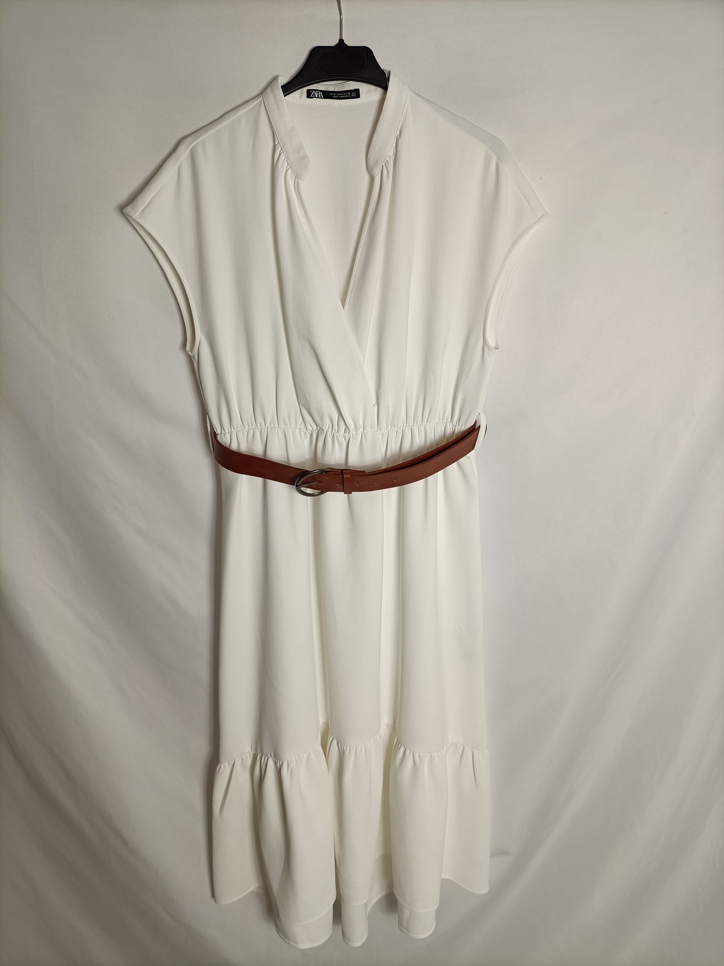 ZARA. Vestido midi blanco cinturón T.m