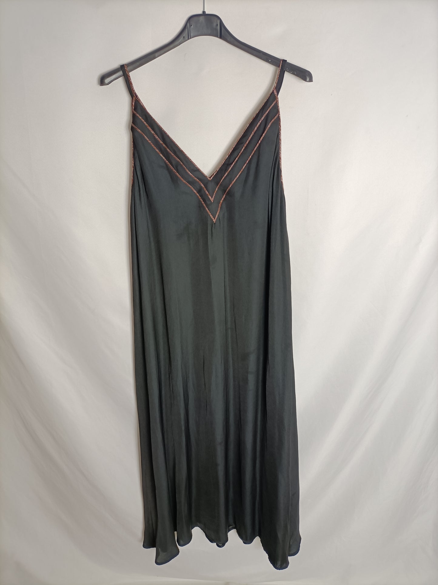 TINTORETTO. Vestido largo negro detalles T.m