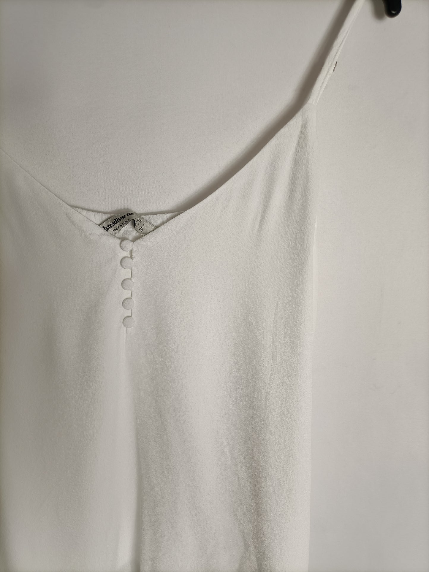 STRADIVARIUS. Top blanco tirantes T.l