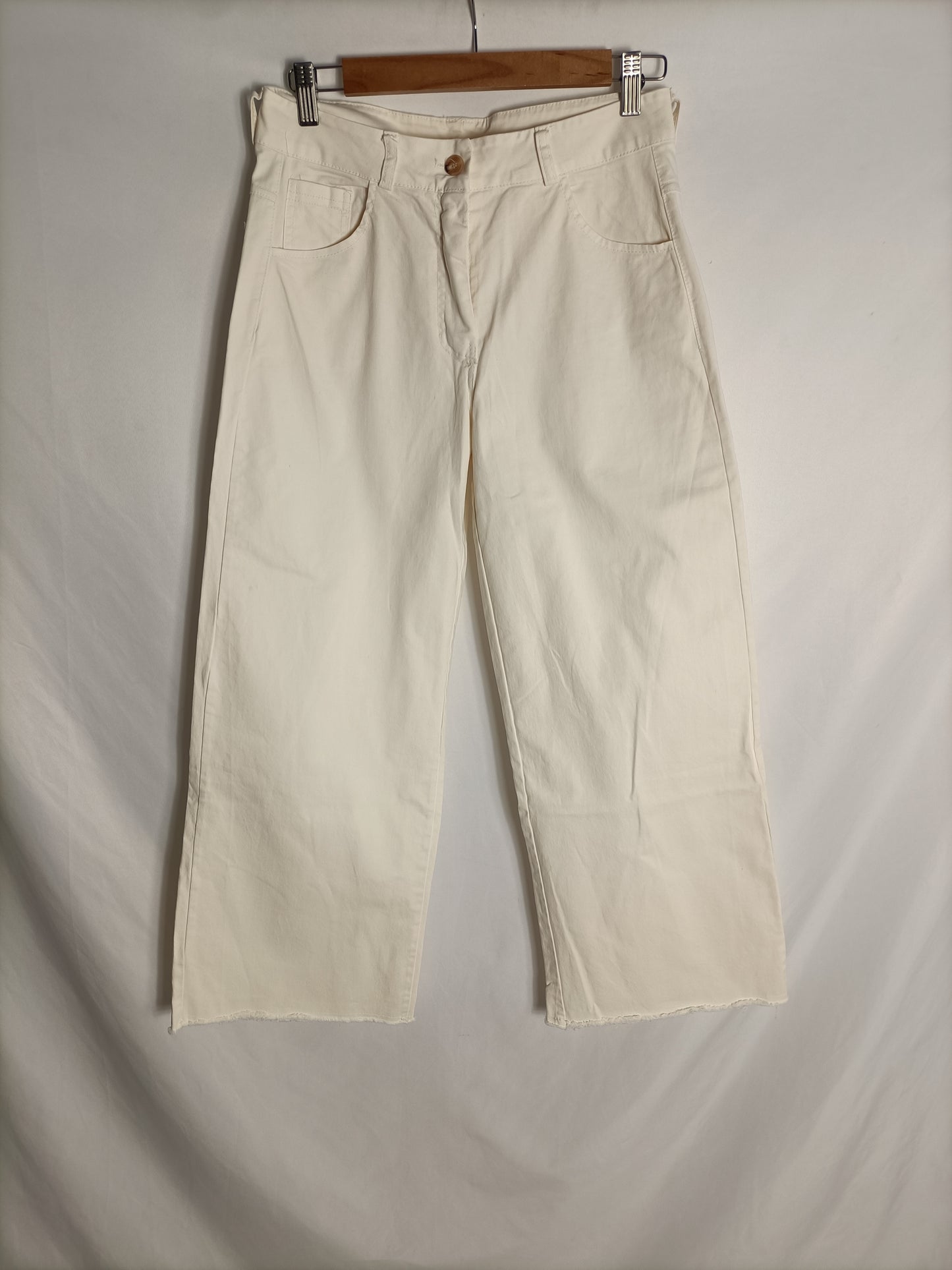 WHITE&amp;ONE. Beige culottes, size 38