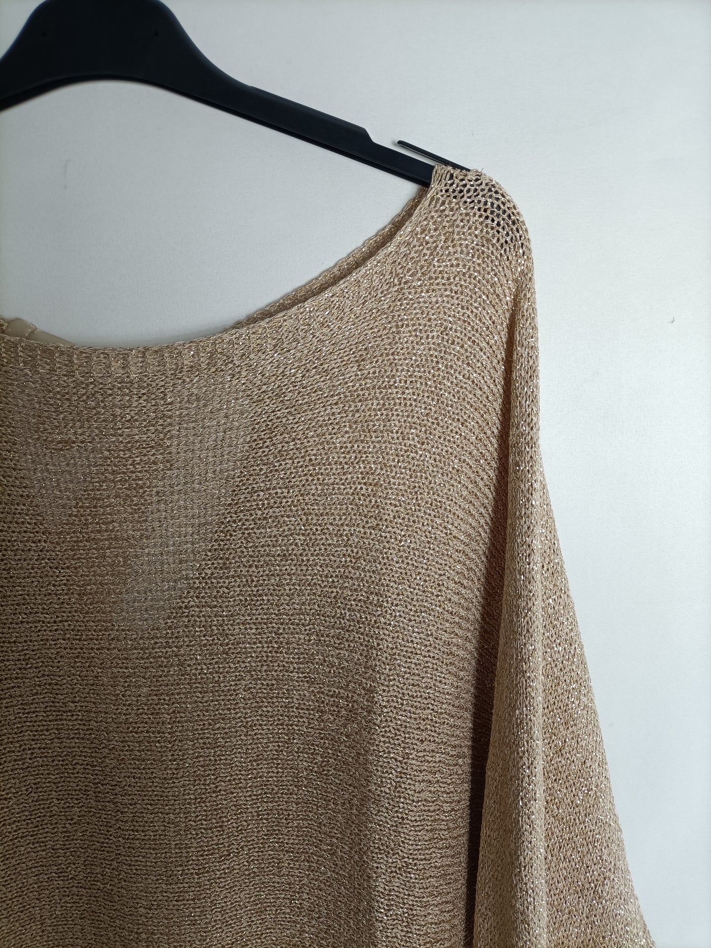 OTHERS. Fine gold sweater YOU (S/M)