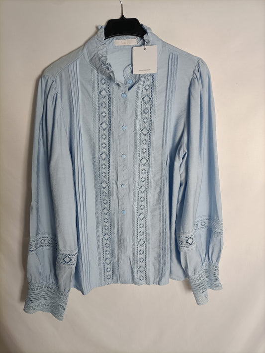 CARLOTA&amp;CO. Blue lace blouse Tl